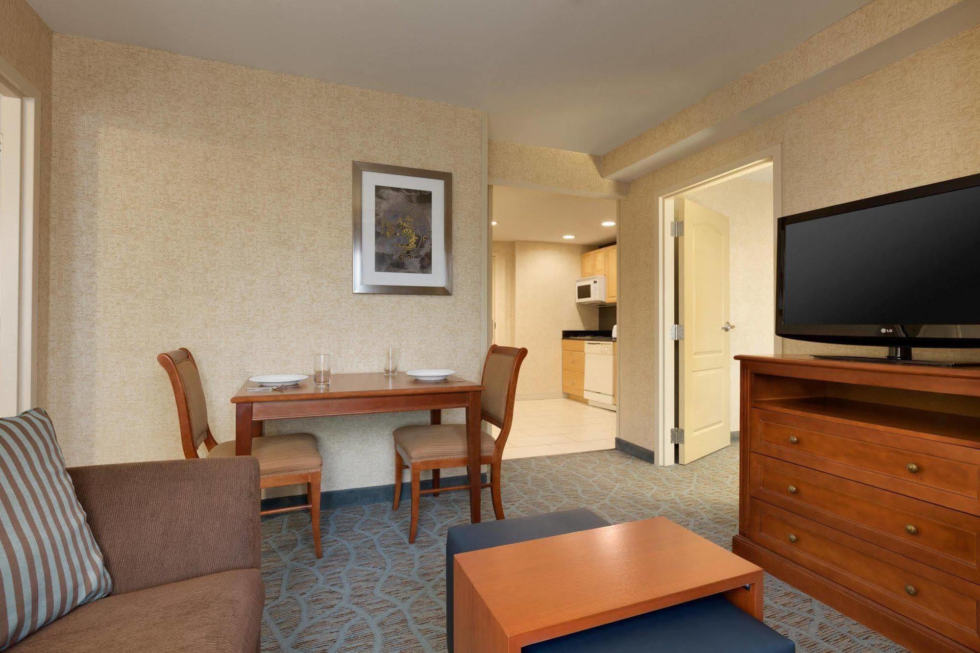 Homewood Suites By Hilton Hartford Downtown Экстерьер фото